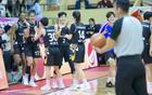 廣東女籃奪冠慶宴，鄭薇出席，三功臣受訪