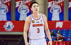 胡明軒表現亮眼，季后賽場均15.7分4.7助，難救主！