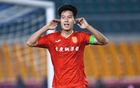 21歲球員鼻梁骨折，缺陣3周。中甲5輪7球，疑遭南通名將所傷。
