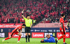 馬寧本季數據對比：中超4場27黃3紅，亞冠7場23黃1紅。