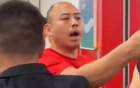 紅衣光頭男球迷打人被拘罰
