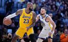 NBA巨星，總分超百，歷史第一，四年頂薪，無(wú)出其右。