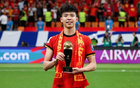 王鈺棟破紀(jì)錄，國(guó)足新旗手誕生，18歲建功。大象現(xiàn)場(chǎng)。