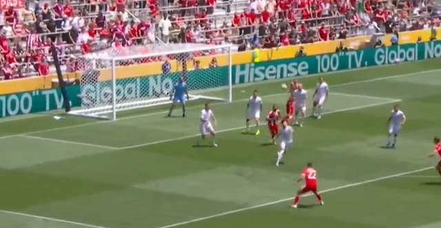 世俱杯狂勝，真拒假球，豪門10-0踢翻“業余”。