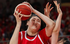 中國女籃大勝32分！宮魯鳴斥日本隊對張子宇下手。