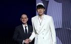 楊瀚森速登NBA，第三位中國(guó)球員！未久候，首輪16順位！