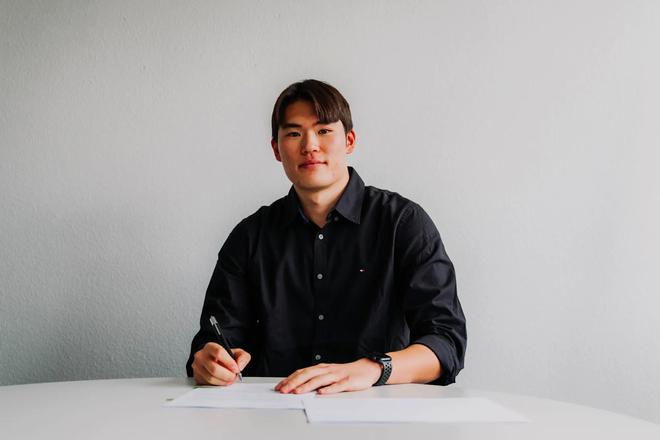 官方：法蘭克福簽金潤鍍，22歲韓中衛先入U21。