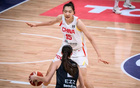 張子宇得分12分，中國女籃85-51勝新西蘭，A組第一晉級半決賽。