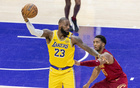NBA高管：詹姆斯應自由簽約騎士而非執行球員選項。
