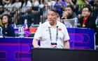 女籃風(fēng)波，隊(duì)員哭笑異樣，有人嬉笑引爭議，球迷不滿。