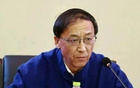 足壇反腐終審，王小平獲刑十年，判決震撼，不服者席位被踹。