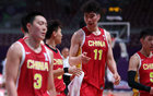 中國男籃大勝約旦24分，胡金秋、朱俊龍表現亮眼。胡金秋13+11，朱俊龍成奇兵。